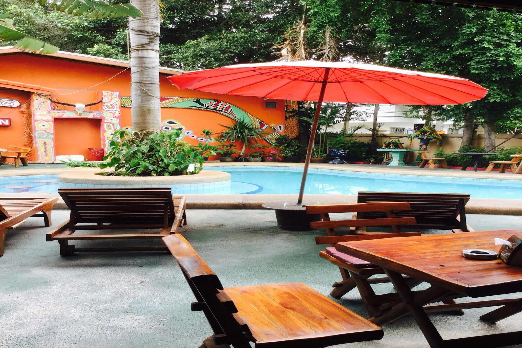 Shagwell Mansions Hotel Pattaya Exterior photo